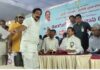 *ప్రజా దర్బార్లలో మంచంపై పింఛన్ కోసం వినతి* మంత్రిగారు మమ్మల్ని ఆదుకోండి.. *